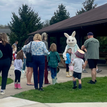 Easter Bunny (370x370)